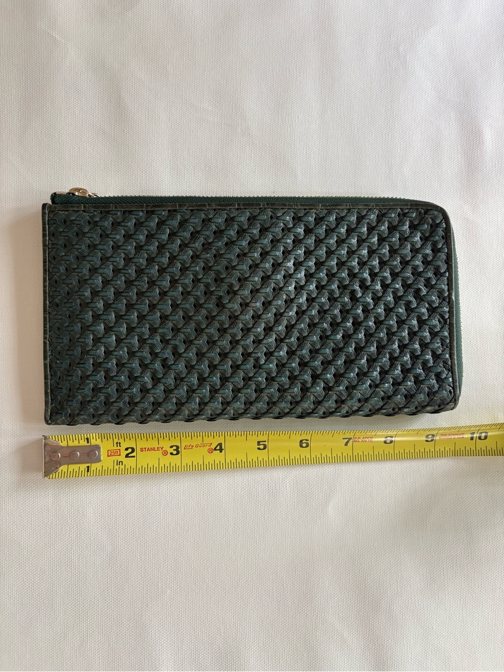 Woven Zip Wallet in Dark Green